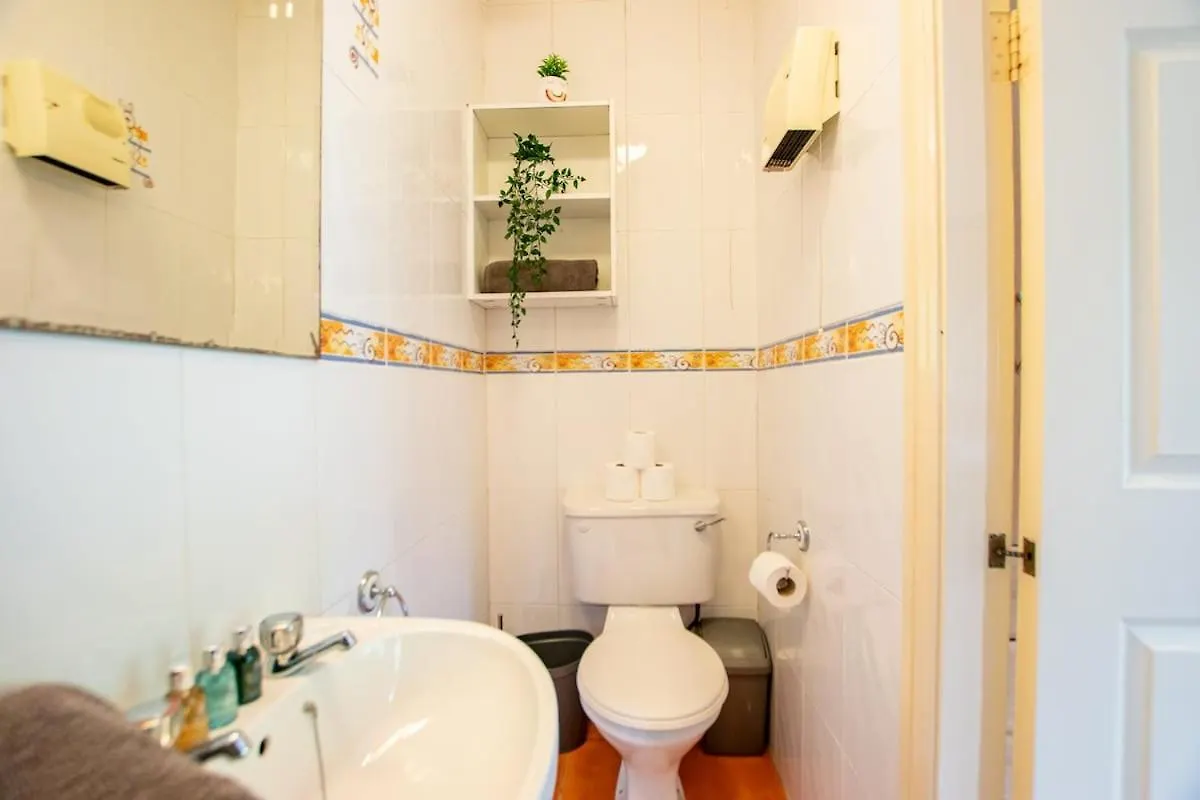 Central 4-Bedroom Home, Galway