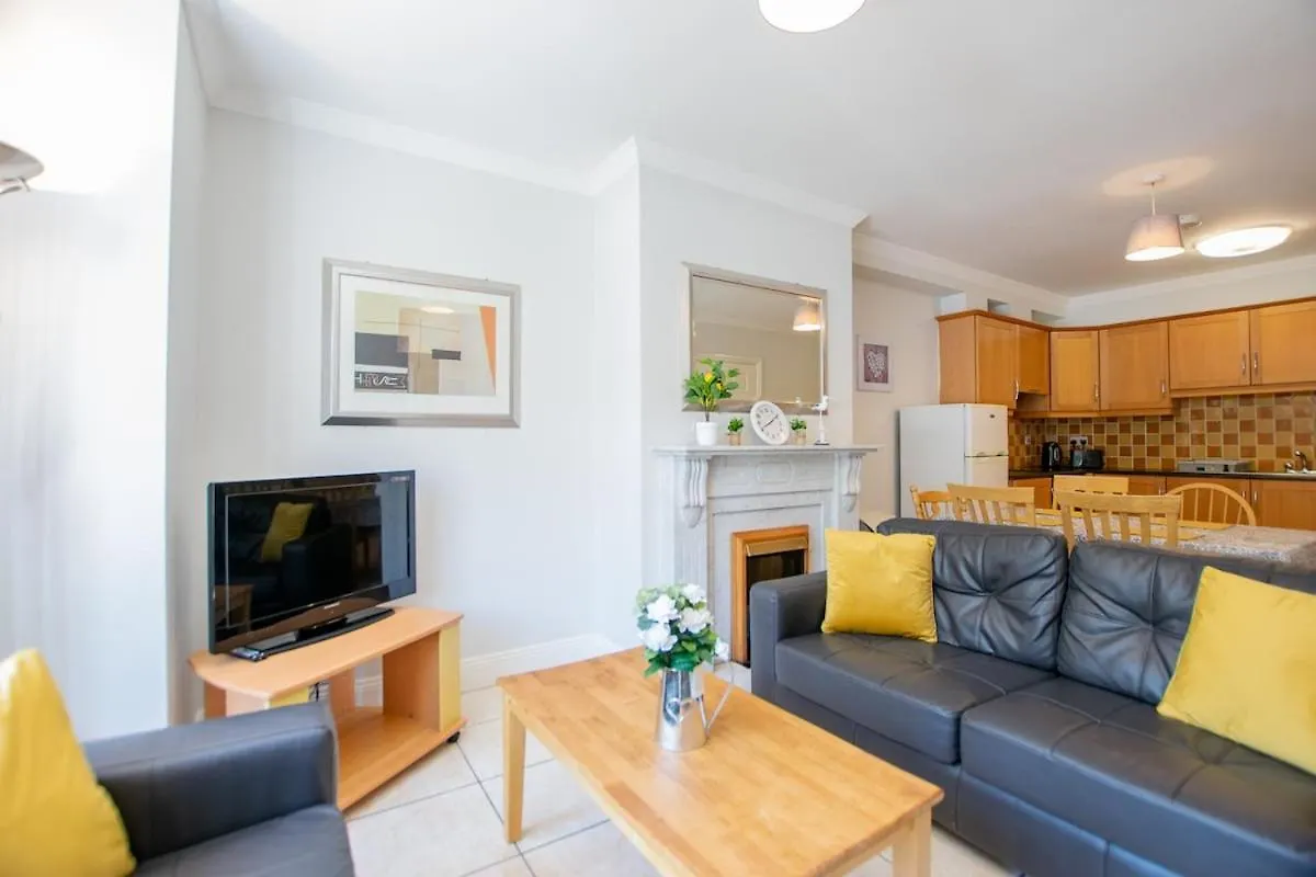 Central 4-Bedroom Home, Galway